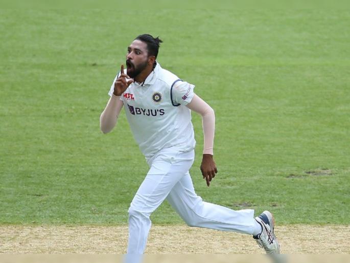 India vs Australia, 3rd Test : Mohammed Siraj dismisses David Warner, he falls inside 10 runs for 1st time since Nov 2016 in home Test, Video | India vs Australia, 3rd Test : १००% तंदुरुस्त नसतानाही डेव्हिड वॉर्नरला खेळवलं, बघा मोहम्मद सिराजनं त्याचं काय केलं Video