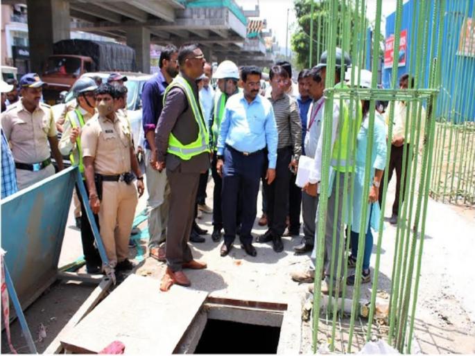 The MLAs took the authorities to task over the problems that arose during the metro work | मेट्रो कामादरम्यान निर्माण झालेल्या समस्यांवरून आमदारांनी अधिकाऱ्यांना घेतले फैलावर The MLAs took the authorities to task over the problems that arose during the metro work | मेट्रो कामादरम्यान निर्माण झालेल्या समस्यांवरून आमदारांनी अधिकाऱ्यांना घेतले फैलावर
