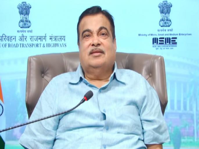 Coronavirus Nitin Gadkari talking to party workers at the conclusion of BJP Nagpur Executive Meeting | Nitin Gadkari: “कोविड काळात राजकारण करू नका, कारण...”; नितीन गडकरींनी टोचले भाजपा नेते, कार्यकर्त्यांचे कान Coronavirus Nitin Gadkari talking to party workers at the conclusion of BJP Nagpur Executive Meeting | Nitin Gadkari: “कोविड काळात राजकारण करू नका, कारण...”; नितीन गडकरींनी टोचले भाजपा नेते, कार्यकर्त्यांचे कान