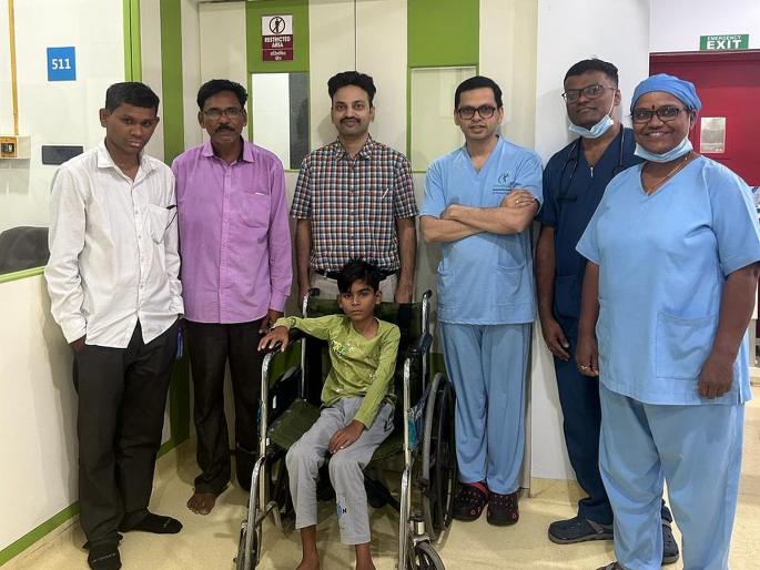 Rare lung disease; Non-surgical treatment of an 11-year-old boy at Nagpur | फुफ्फुसाचा दुर्मिळ आजार; ११ वर्षाच्या मुलावर विना शस्त्रक्रियेने उपचार Rare lung disease; Non-surgical treatment of an 11-year-old boy at Nagpur | फुफ्फुसाचा दुर्मिळ आजार; ११ वर्षाच्या मुलावर विना शस्त्रक्रियेने उपचार