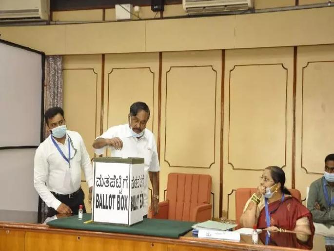 I have voted for Congress because I love it: K Srinivasa Gowda, Karnataka JD(S) leader on Rajya Sabha elections | Rajya Sabha Election: राज्यसभा निवडणुकीत दगाफटका; JDS आमदाराचं काँग्रेसला मत, म्हणाले I Love Congress I have voted for Congress because I love it: K Srinivasa Gowda, Karnataka JD(S) leader on Rajya Sabha elections | Rajya Sabha Election: राज्यसभा निवडणुकीत दगाफटका; JDS आमदाराचं काँग्रेसला मत, म्हणाले I Love Congress