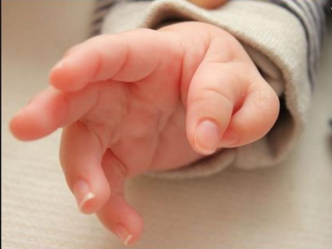 Samudrik Shastra: Something that happens in the case of people with 'six' fingers on the hand or foot ... | Samudrik Shastra: हाताला किंवा पायाला 'सहा' बोटं असणाऱ्या लोकांच्या बाबतीत घडते असे काही... 