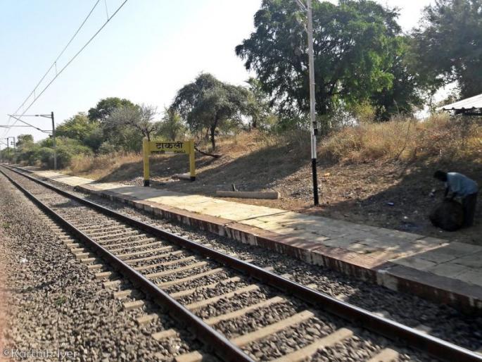 Sixteen-day train block between Murtijapur-Badnera | मूर्तिजापूर-बडनेरा दरम्यान सोळा दिवस रेल्वे ब्लॉक Sixteen-day train block between Murtijapur-Badnera | मूर्तिजापूर-बडनेरा दरम्यान सोळा दिवस रेल्वे ब्लॉक