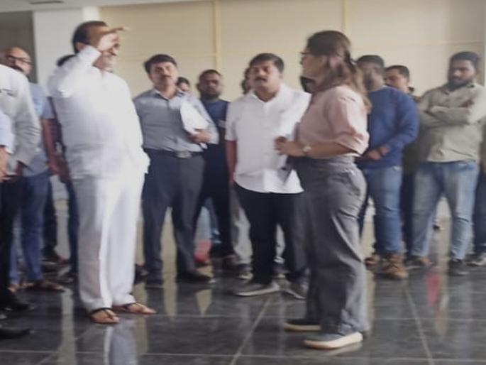 'Ajit Pawar' conducted the 'sting operation' of the medical college hospital. baramati | ...थेट अजित पवारांनी केले वैद्यकीय महाविद्यालय रुग्णालयाचं 'स्टिंग ऑपरेशन' 'Ajit Pawar' conducted the 'sting operation' of the medical college hospital. baramati | ...थेट अजित पवारांनी केले वैद्यकीय महाविद्यालय रुग्णालयाचं 'स्टिंग ऑपरेशन'