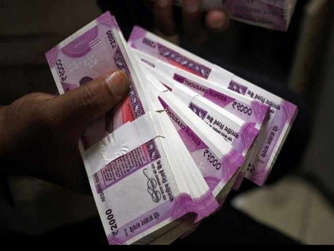 Is the amount gifted to the wife taxable?; Know, Answer from a Chartered Accountant | पत्नीला भेट दिलेल्या रकमेवर कर लागतो का?; जाणून घ्या, चार्टर्ड अकाउंटंटचे उत्तर