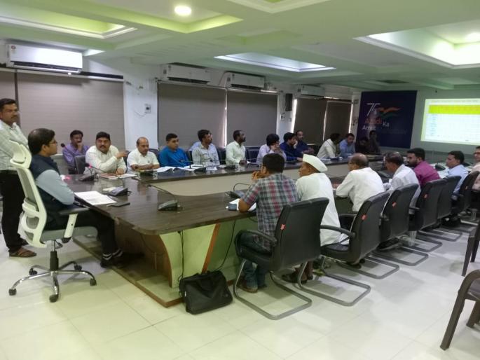 Order to survey the crops in the circle interrupted by rains | पावसाने खंड दिलेल्या मंडळात पिकांचे सर्वेक्षण करण्याचे आदेश Order to survey the crops in the circle interrupted by rains | पावसाने खंड दिलेल्या मंडळात पिकांचे सर्वेक्षण करण्याचे आदेश