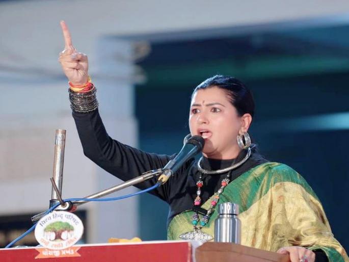 Who is Kajal Hindustani?; It is alleged that riots broke out in the Una city due to inflammatory speech | कोण आहे काजल हिंदुस्तानी?; प्रक्षोभक भाषणामुळे शहरात दंगल पेटल्याचा आरोप Who is Kajal Hindustani?; It is alleged that riots broke out in the Una city due to inflammatory speech | कोण आहे काजल हिंदुस्तानी?; प्रक्षोभक भाषणामुळे शहरात दंगल पेटल्याचा आरोप