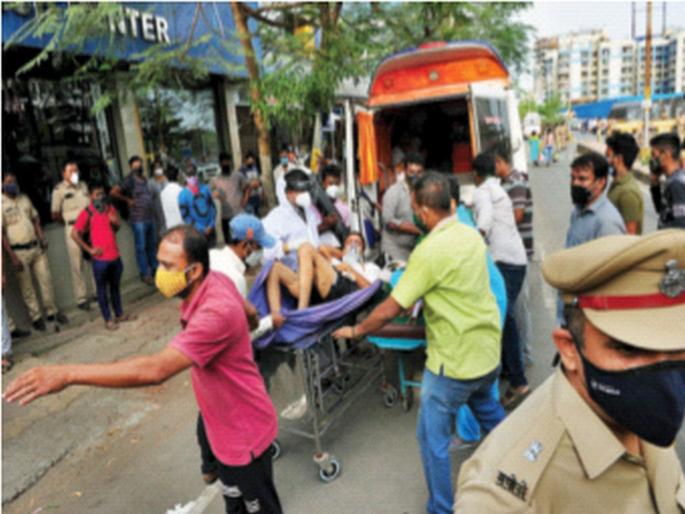 Virar Covid hospital Fire: Outrage .... i need mother, I want my dad! | Virar Covid hospital Fire: आक्रोश....आई द्या हो, मला माझे बाबा हवेत! Virar Covid hospital Fire: Outrage .... i need mother, I want my dad! | Virar Covid hospital Fire: आक्रोश....आई द्या हो, मला माझे बाबा हवेत!