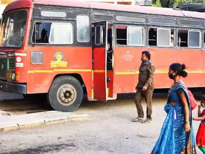 The incidents of theft are increasing and thefts are taking place at bus stations and railway stations. | ताई, हाफ तिकिटाच्या नादात पर्समधील सोने होईल साफ; बस थांब्यावरून दोन तोळ्यांचे मंगळसूत्र चोरी The incidents of theft are increasing and thefts are taking place at bus stations and railway stations. | ताई, हाफ तिकिटाच्या नादात पर्समधील सोने होईल साफ; बस थांब्यावरून दोन तोळ्यांचे मंगळसूत्र चोरी