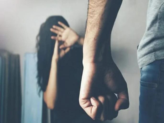 More Than 30 Percent Of Women Justify Beating Husbands Nfhs | बापरे! पतीकडून पत्नीला मारहाण योग्यच; ३० टक्क्यांहून अधिक महिलांनी दिलं समर्थन