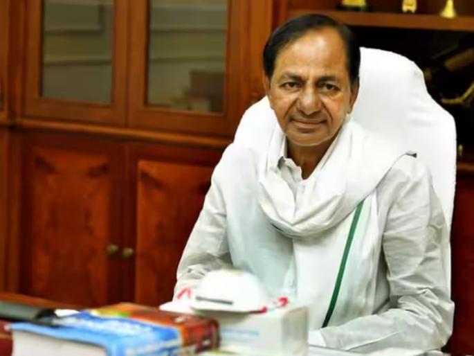 Former Telangana CM KCR Admitted to Hospital After Fall in Farm House | के. चंद्रशेखर राव रुग्णालयात; फार्महाऊसमध्ये पाय घसरुन पडले, कंबरेला दुखापत Former Telangana CM KCR Admitted to Hospital After Fall in Farm House | के. चंद्रशेखर राव रुग्णालयात; फार्महाऊसमध्ये पाय घसरुन पडले, कंबरेला दुखापत