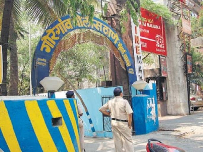 80,000 stolen from a woman while shopping; Complaint in Goregaon Police | खरेदी करताना महिलेचे ८० हजार चोरी; गोरेगाव पोलिसात तक्रार 80,000 stolen from a woman while shopping; Complaint in Goregaon Police | खरेदी करताना महिलेचे ८० हजार चोरी; गोरेगाव पोलिसात तक्रार