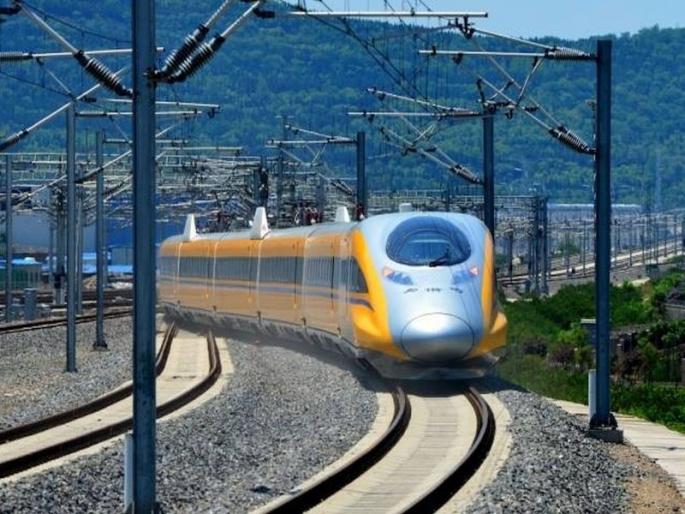 Mumbai-Nagpur bullet train, journey of only three and a half hours | मुंबई-नागपूर बुलेट ट्रेन, प्रवास केवळ साडेतीन तासांचा; प्रस्ताव रेल्वे मंत्रालयाला सादर Mumbai-Nagpur bullet train, journey of only three and a half hours | मुंबई-नागपूर बुलेट ट्रेन, प्रवास केवळ साडेतीन तासांचा; प्रस्ताव रेल्वे मंत्रालयाला सादर