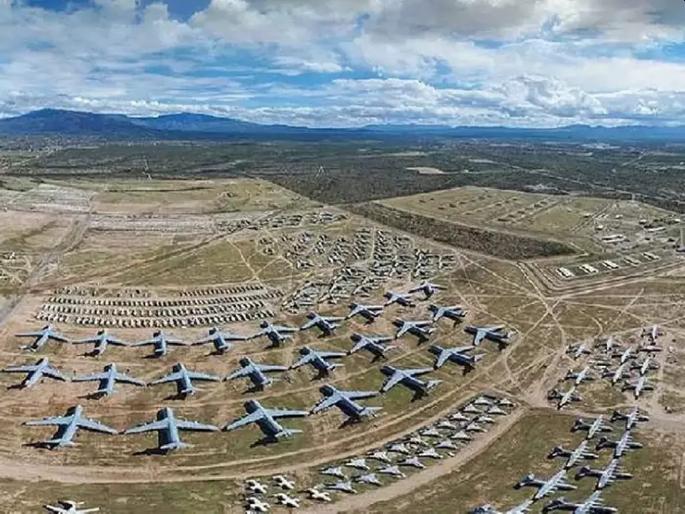 World Largest Airplane Boneyard Or Aircraft Graveyard In Arizona Stores And Regenerates in America | अमेरिकेत एकाच ठिकाणी उभी आहेत ४ हजारांपेक्षा जास्त विमानं; नेमकं काय घडतंय? World Largest Airplane Boneyard Or Aircraft Graveyard In Arizona Stores And Regenerates in America | अमेरिकेत एकाच ठिकाणी उभी आहेत ४ हजारांपेक्षा जास्त विमानं; नेमकं काय घडतंय?