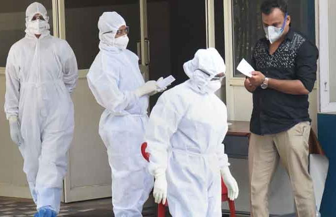 CoronaVirus News: The total number of Corona patients in the country is over 4 million; 1 million new patients in 13 days | CoronaVirus News: देशात कोरोना रुग्णांची एकूण संख्या ४० लाखांवर; १३ दिवसांत १० लाख नवे रुग्ण CoronaVirus News: The total number of Corona patients in the country is over 4 million; 1 million new patients in 13 days | CoronaVirus News: देशात कोरोना रुग्णांची एकूण संख्या ४० लाखांवर; १३ दिवसांत १० लाख नवे रुग्ण