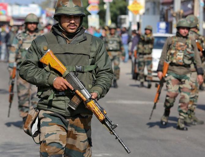 Pulwama attack and Modi government! | पुलवामा हल्ला अन् मोदी सरकारची गोची! Pulwama attack and Modi government! | पुलवामा हल्ला अन् मोदी सरकारची गोची!