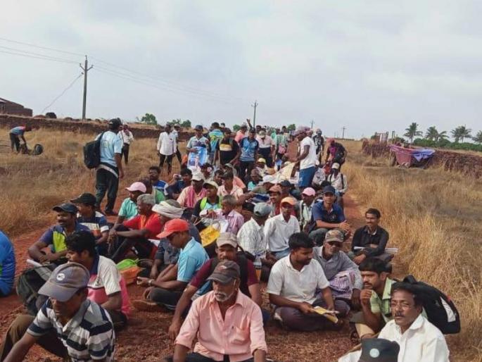 Relief to farmers against Barsu project by State Government | बारसू प्रकल्पविरोधक शेतकऱ्यांना दिलासा; मनाई आदेश मागे घेतला, सरकारची माहिती Relief to farmers against Barsu project by State Government | बारसू प्रकल्पविरोधक शेतकऱ्यांना दिलासा; मनाई आदेश मागे घेतला, सरकारची माहिती