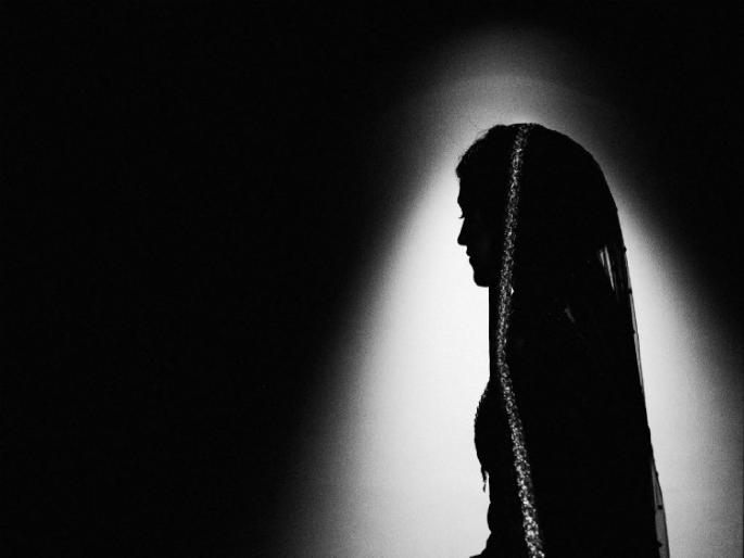 Married women Suicide in when alone in home at Pimpari | विवाहितेची राहत्या घरात आत्महत्या; लग्नानंतर ७ महिन्यातच उचललं टोकाचं पाऊल Married women Suicide in when alone in home at Pimpari | विवाहितेची राहत्या घरात आत्महत्या; लग्नानंतर ७ महिन्यातच उचललं टोकाचं पाऊल