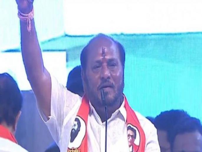 Eknath Shinde Group leader Ramdas Kadam attacks Shiv Sena chief Uddhav Thackeray | स्वत:चं कुटुंब सांभाळता येत नाही, तो...; रामदास कदमांचा उद्धव ठाकरेंवर हल्लाबोल Eknath Shinde Group leader Ramdas Kadam attacks Shiv Sena chief Uddhav Thackeray | स्वत:चं कुटुंब सांभाळता येत नाही, तो...; रामदास कदमांचा उद्धव ठाकरेंवर हल्लाबोल