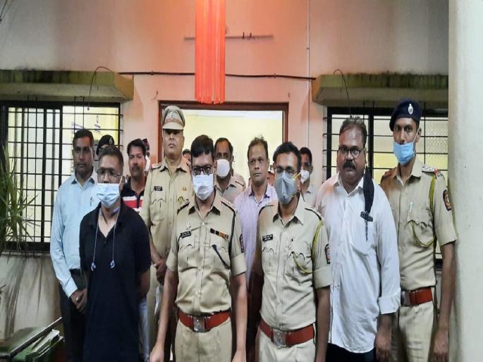 Sawantwadi Police Arrested Accused who create double murder | सावंतवाडीतील दुहेरी हत्याकांडाचा उलगडा; कर्जबाजारी असल्यानं चोरीचा मार्ग अवलंबला Sawantwadi Police Arrested Accused who create double murder | सावंतवाडीतील दुहेरी हत्याकांडाचा उलगडा; कर्जबाजारी असल्यानं चोरीचा मार्ग अवलंबला
