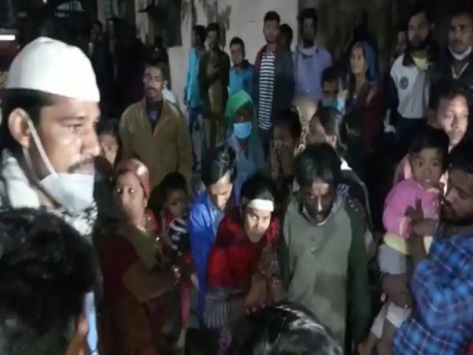 Bhopal Hamidia Kamala Neharu Hospital Fire, Mother lost her new born child | १२ वर्षांनी घरात पाळणा हलला, आगीनं घात केला; चिमुरड्याच्या मृत्यूनं आईनं हंबरडा फोडला Bhopal Hamidia Kamala Neharu Hospital Fire, Mother lost her new born child | १२ वर्षांनी घरात पाळणा हलला, आगीनं घात केला; चिमुरड्याच्या मृत्यूनं आईनं हंबरडा फोडला