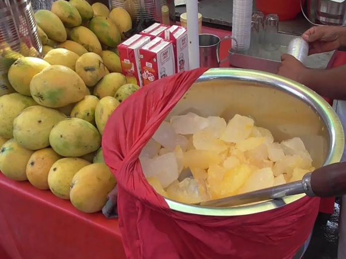 Mango juice contains chemicals and is a perverted form of playing with public health | एक ग्लास आंब्याचा रस फक्त दहा रुपयात ; केमिकल लोचा आहे भाऊ! Mango juice contains chemicals and is a perverted form of playing with public health | एक ग्लास आंब्याचा रस फक्त दहा रुपयात ; केमिकल लोचा आहे भाऊ!