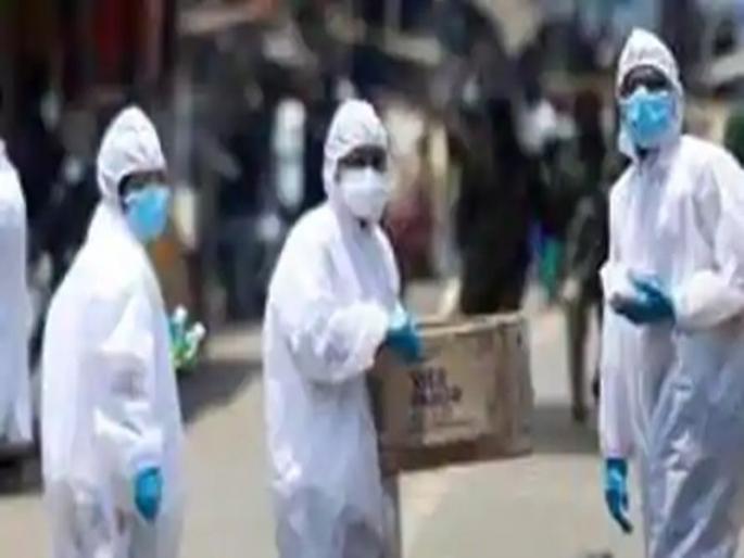 Police arrears with MPs; Jab was asked about the cancellation of the labor train | खासदारांशी पोलिसांची अरेरावी; श्रमिक ट्रेन रद्द केल्याबद्दल विचारला होता जाब Police arrears with MPs; Jab was asked about the cancellation of the labor train | खासदारांशी पोलिसांची अरेरावी; श्रमिक ट्रेन रद्द केल्याबद्दल विचारला होता जाब