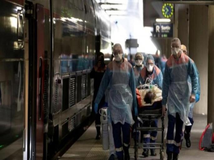 France's Corona 5400 victims; The death toll in the nursing home will increase | फ्रान्समध्ये कोरोनाचे ५,४०० बळी; नर्सिंग होममध्ये झालेल्या मृत्यूंमुळे आकडा आणखी वाढणार France's Corona 5400 victims; The death toll in the nursing home will increase | फ्रान्समध्ये कोरोनाचे ५,४०० बळी; नर्सिंग होममध्ये झालेल्या मृत्यूंमुळे आकडा आणखी वाढणार