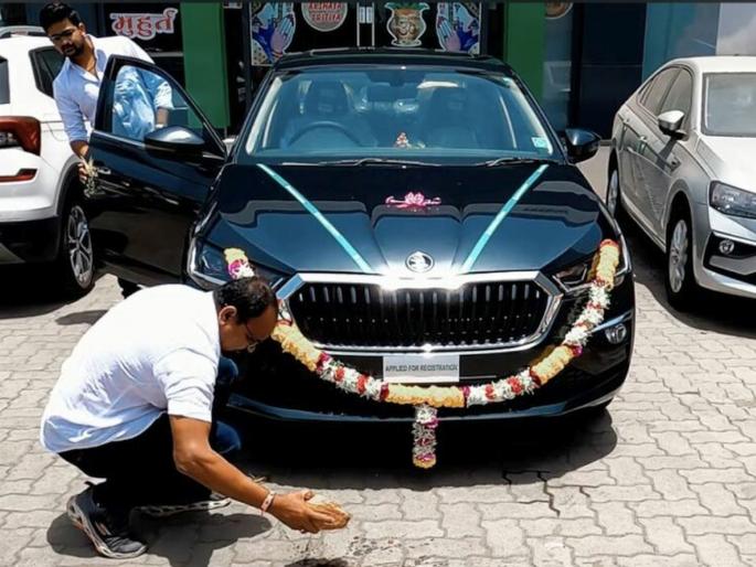 Wow skoda kodiaq 7-seater SUV available with a cash discount of rs 1 50 lakh in november | अरे व्वा...! या ढासू 7-सीटर SUV वर तब्बल ₹1.50 लाखांचा कॅश डिस्काउंट; जाणून घ्या किंमत अन् फीचर्स Wow skoda kodiaq 7-seater SUV available with a cash discount of rs 1 50 lakh in november | अरे व्वा...! या ढासू 7-सीटर SUV वर तब्बल ₹1.50 लाखांचा कॅश डिस्काउंट; जाणून घ्या किंमत अन् फीचर्स