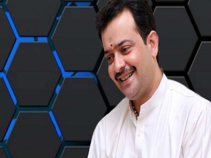 A phone call revealed the secret of Bhaiyyu Maharaj's suicide | एका फोन कॉलनं भय्यूजी महाराजांच्या आत्महत्येचं रहस्य उलगडलं; नेमकं काय घडलं? A phone call revealed the secret of Bhaiyyu Maharaj's suicide | एका फोन कॉलनं भय्यूजी महाराजांच्या आत्महत्येचं रहस्य उलगडलं; नेमकं काय घडलं?