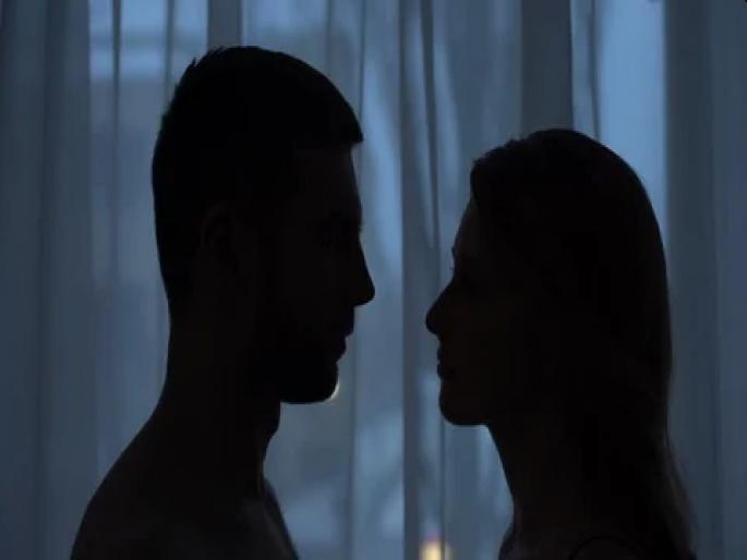 The young man reached the hospital due to accident during sex with her girlfriend | शारीरिक संबंधांवेळी उत्साह नडला; भलत्याच उद्योगामुळे युवक हॉस्पिटलला पोहचला The young man reached the hospital due to accident during sex with her girlfriend | शारीरिक संबंधांवेळी उत्साह नडला; भलत्याच उद्योगामुळे युवक हॉस्पिटलला पोहचला