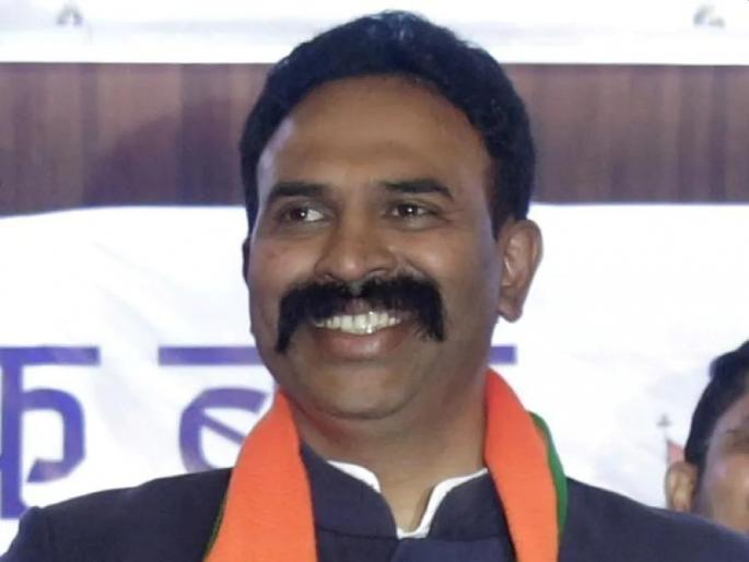 BJP will form government in Maharashtra says MP Ranjitsingh Naik Nimbalkar | “ज्याची अनेक दिवस होती चर्चा, ‘ती’ गोष्ट आता सत्यात उतरणार; भाजपा खासदाराचा मोठा गौप्यस्फोट BJP will form government in Maharashtra says MP Ranjitsingh Naik Nimbalkar | “ज्याची अनेक दिवस होती चर्चा, ‘ती’ गोष्ट आता सत्यात उतरणार; भाजपा खासदाराचा मोठा गौप्यस्फोट