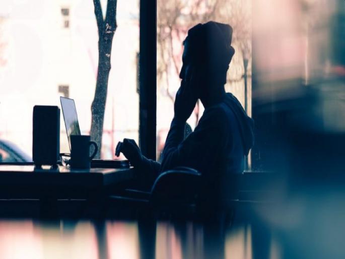 Instagram fraud man posed as uk based cardiologist and did fraud of rs 80 lakh from lady | Instagram वर महिला डॉक्टरच्या प्रेमात पडली, केंद्रीय गृहमंत्रालयातून आला फोन; ८० लाखांचा गंडा Instagram fraud man posed as uk based cardiologist and did fraud of rs 80 lakh from lady | Instagram वर महिला डॉक्टरच्या प्रेमात पडली, केंद्रीय गृहमंत्रालयातून आला फोन; ८० लाखांचा गंडा