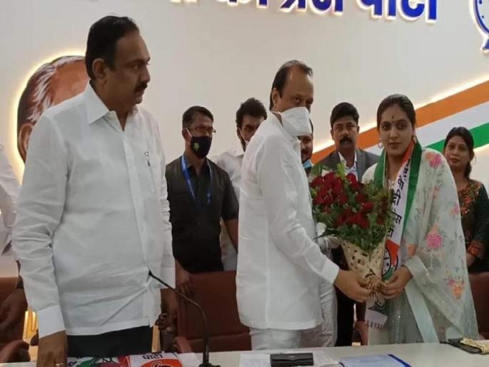 Rupali Patil Thombare joined NCP in Presence of Ajit Pawar, Jayant patil, warned to MNS | Rupali Patil Thombare: अजित पवारांच्या उपस्थितीत रुपाली पाटील ठोंबरे राष्ट्रवादीत दाखल: प्रवेश करताच मनसेला दिला इशारा Rupali Patil Thombare joined NCP in Presence of Ajit Pawar, Jayant patil, warned to MNS | Rupali Patil Thombare: अजित पवारांच्या उपस्थितीत रुपाली पाटील ठोंबरे राष्ट्रवादीत दाखल: प्रवेश करताच मनसेला दिला इशारा