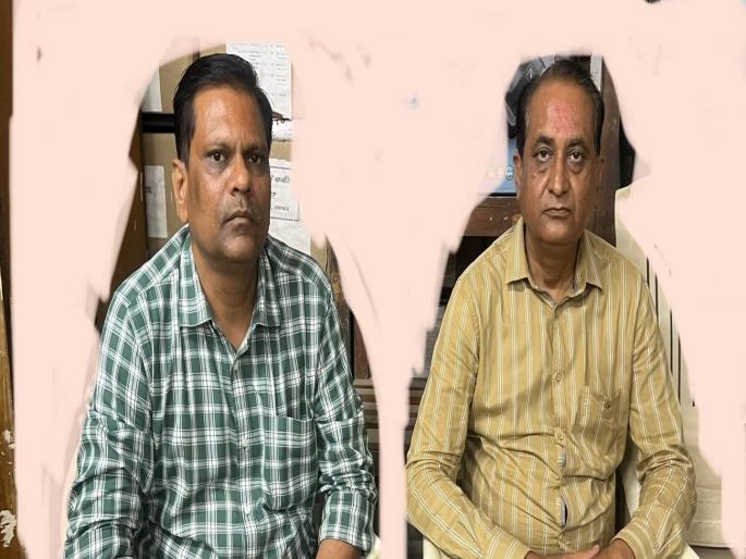 Two co-operative officers in Jalgaon caught by ACB; Asked for a bribe of five thousand | जळगावात सहकारचे दोन अधिकारी एसीबीच्या जाळ्यात; पाच हजारांची लाच मागितली Two co-operative officers in Jalgaon caught by ACB; Asked for a bribe of five thousand | जळगावात सहकारचे दोन अधिकारी एसीबीच्या जाळ्यात; पाच हजारांची लाच मागितली