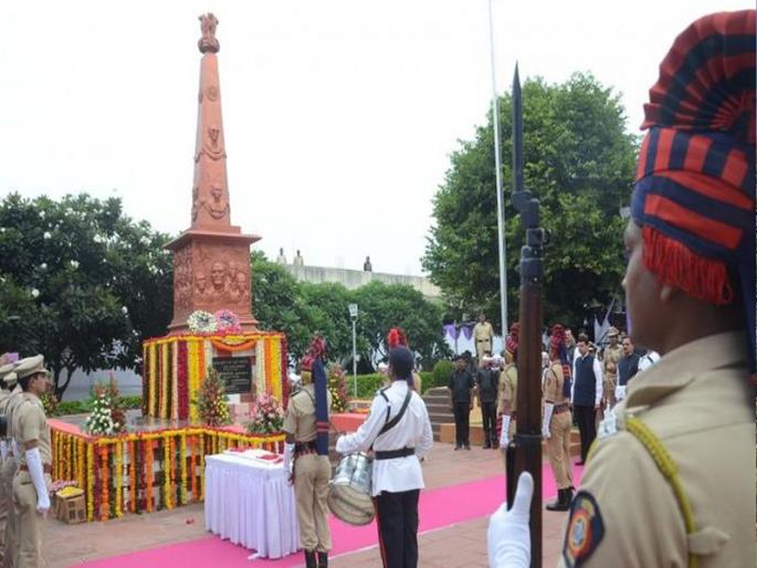 Commemorating the energetic struggle that completed the incomplete freedom, Article on Hyderabad Liberation War | अधुऱ्या स्वातंत्र्याला पूर्णत्व देणाऱ्या ऊर्जस्वल लढ्याचे स्मरण Commemorating the energetic struggle that completed the incomplete freedom, Article on Hyderabad Liberation War | अधुऱ्या स्वातंत्र्याला पूर्णत्व देणाऱ्या ऊर्जस्वल लढ्याचे स्मरण