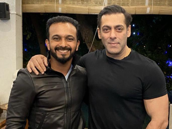 Gift by Kedar Jadhav from Salman khan, Video Share from BCCI on twitter | Video : केदार जाधवला सलमान खानकडून गिफ्ट, BCCI कडून व्हिडीओ शेअर