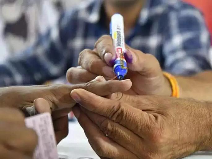 Loksabha Election 2024 - Who is affected by low turnout, who benefits?; Voter turnout in Hindi-speaking states fell by 5.7 percent | कमी मतदानाचा फटका कुणाला, फायदा कोणाचा?; हिंदी भाषिक राज्यात ५.७ टक्के मतदान घटले Loksabha Election 2024 - Who is affected by low turnout, who benefits?; Voter turnout in Hindi-speaking states fell by 5.7 percent | कमी मतदानाचा फटका कुणाला, फायदा कोणाचा?; हिंदी भाषिक राज्यात ५.७ टक्के मतदान घटले