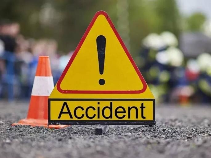 Lost control while going to fill petrol Bike rider dies after falling into drain | पेट्रोल टाकायला जाताना ताबा सुटला; बाईकस्वाराचा नाल्यात पडून मृत्यू Lost control while going to fill petrol Bike rider dies after falling into drain | पेट्रोल टाकायला जाताना ताबा सुटला; बाईकस्वाराचा नाल्यात पडून मृत्यू