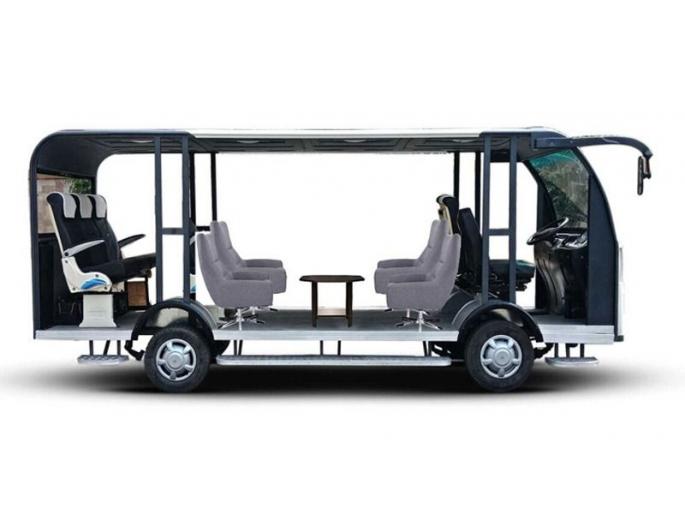 Now there's a 'smart bus' ... charge the battery full, 70 km fir! | आता आली 'स्मार्ट बस'... बॅटरी फुल चार्ज करा, 70 किमी बिनधास्त फिरा! Now there's a 'smart bus' ... charge the battery full, 70 km fir! | आता आली 'स्मार्ट बस'... बॅटरी फुल चार्ज करा, 70 किमी बिनधास्त फिरा!