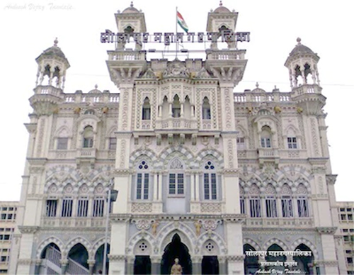 A bell will now be rung in Solapur Municipal Corporation to discipline the employees | कर्मचाºयांना शिस्त लावण्यासाठी आता सोलापूर महापालिकेत वाजणार भोंगा A bell will now be rung in Solapur Municipal Corporation to discipline the employees | कर्मचाºयांना शिस्त लावण्यासाठी आता सोलापूर महापालिकेत वाजणार भोंगा