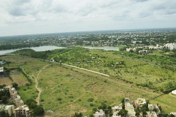 Implement a model of environmental conservation; Expectations from environmental experts | पर्यावरण संवर्धनाचे मॉडेल अंमलात आणावे; पर्यावरण तज्ज्ञांची अपेक्षा Implement a model of environmental conservation; Expectations from environmental experts | पर्यावरण संवर्धनाचे मॉडेल अंमलात आणावे; पर्यावरण तज्ज्ञांची अपेक्षा