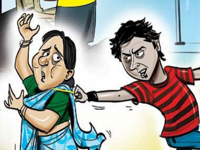 A rise in pedestrian robberies in the pune city Four pedestrians were robbed by two-wheeler thieves | Pune: शहरात पादचाऱ्यांना लुटण्याच्या घटनांमध्ये वाढ; चार पादचाऱ्यांना दुचाकीस्वार चोरांनी लुटले A rise in pedestrian robberies in the pune city Four pedestrians were robbed by two-wheeler thieves | Pune: शहरात पादचाऱ्यांना लुटण्याच्या घटनांमध्ये वाढ; चार पादचाऱ्यांना दुचाकीस्वार चोरांनी लुटले