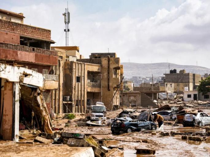 Dire situation in Libya, more than 5300 people dead; 30 thousand people became homeless | लिबियामध्ये भयावह परिस्थिती, ५३००हून अधिक लोकांचा मृत्यू; ३० हजार लोक बेघर Dire situation in Libya, more than 5300 people dead; 30 thousand people became homeless | लिबियामध्ये भयावह परिस्थिती, ५३००हून अधिक लोकांचा मृत्यू; ३० हजार लोक बेघर
