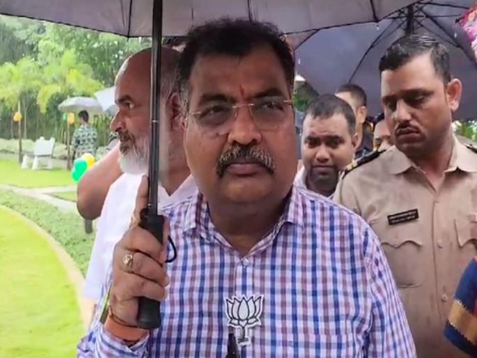 Mangaon Accident Incident Unfortunate, said that Minister Ravindra Chavan | माणगाव अपघाताची घटना दुर्दैवी; मंत्री रवींद्र चव्हाण यांची प्रतिक्रिया Mangaon Accident Incident Unfortunate, said that Minister Ravindra Chavan | माणगाव अपघाताची घटना दुर्दैवी; मंत्री रवींद्र चव्हाण यांची प्रतिक्रिया