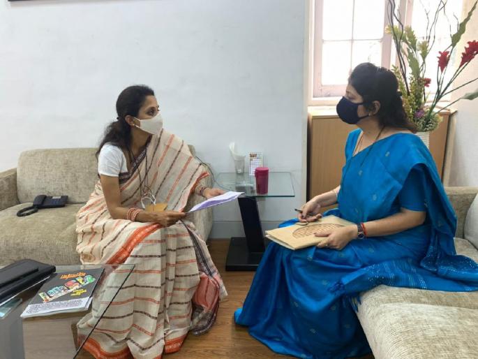 Collective resignation of 20 office bearers of Nationalist Women's Congress Wing at Usmanabad | निष्ठावंतांची कुचंबणा! राष्ट्रवादी महिला काँग्रेसच्या २० पदाधिकाऱ्यांचा सामूहिक राजीनामा Collective resignation of 20 office bearers of Nationalist Women's Congress Wing at Usmanabad | निष्ठावंतांची कुचंबणा! राष्ट्रवादी महिला काँग्रेसच्या २० पदाधिकाऱ्यांचा सामूहिक राजीनामा