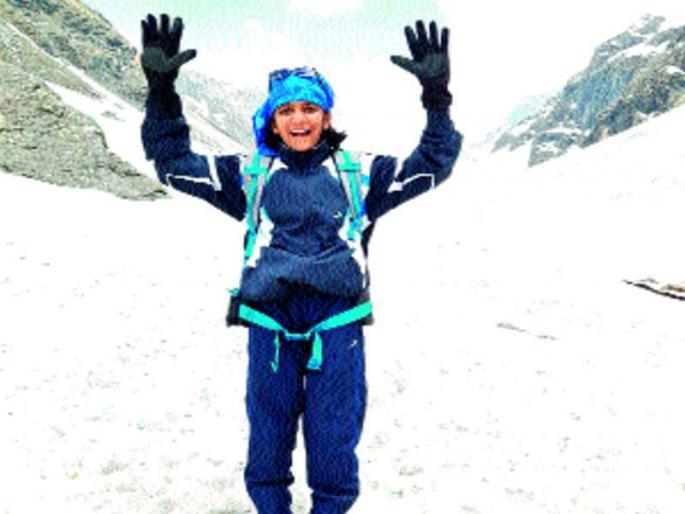 Amitapatra summit sar from Sangli's upper Patiala | सांगलीच्या लेकीनं करुन दाखवलं, ऊर्वी पाटीलकडून हिमालयातील हमतापास शिखर सर