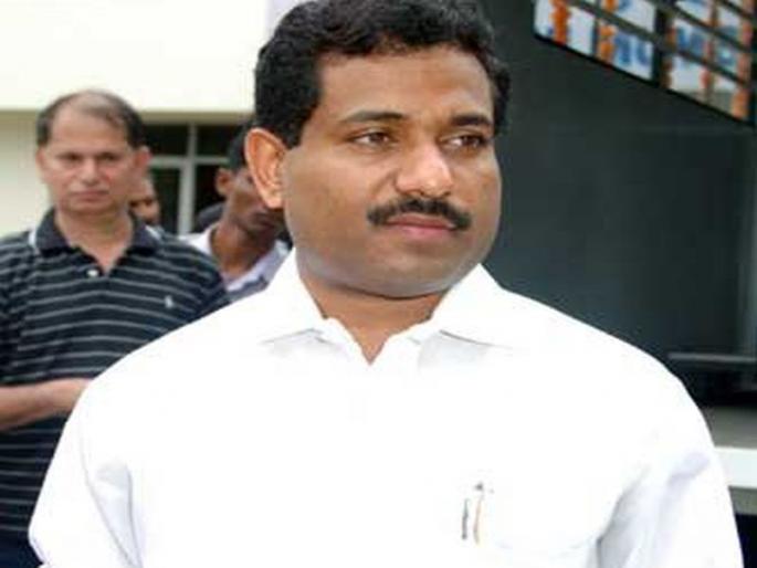 The criticism of democracy is not to be followed, Sanjeev Naik criticized | शिष्टाचार न पाळणे ही लोकशाहीची थट्टा, संजीव नाईक यांची टीका The criticism of democracy is not to be followed, Sanjeev Naik criticized | शिष्टाचार न पाळणे ही लोकशाहीची थट्टा, संजीव नाईक यांची टीका