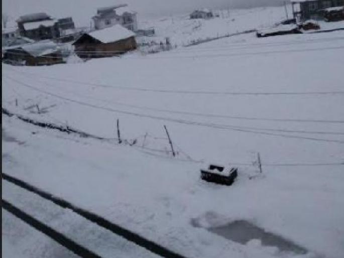 Snowflake collapses in Kashmir's Gurez Sector, three jawans missing | काश्मीरच्या गुरेझ सेक्टरमध्ये हिमकडा कोसळला, सहा जवान बेपत्ता Snowflake collapses in Kashmir's Gurez Sector, three jawans missing | काश्मीरच्या गुरेझ सेक्टरमध्ये हिमकडा कोसळला, सहा जवान बेपत्ता