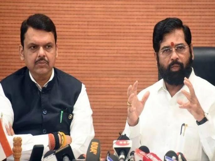 A meeting was held between Eknath Shinde and Devendra Fadnavis at Varsha's residence. | शिंदे-फडणवीसांची वर्षा निवासस्थानी बैठक, पोलीस महासंचालकही उपस्थित; हालचालींना वेग A meeting was held between Eknath Shinde and Devendra Fadnavis at Varsha's residence. | शिंदे-फडणवीसांची वर्षा निवासस्थानी बैठक, पोलीस महासंचालकही उपस्थित; हालचालींना वेग